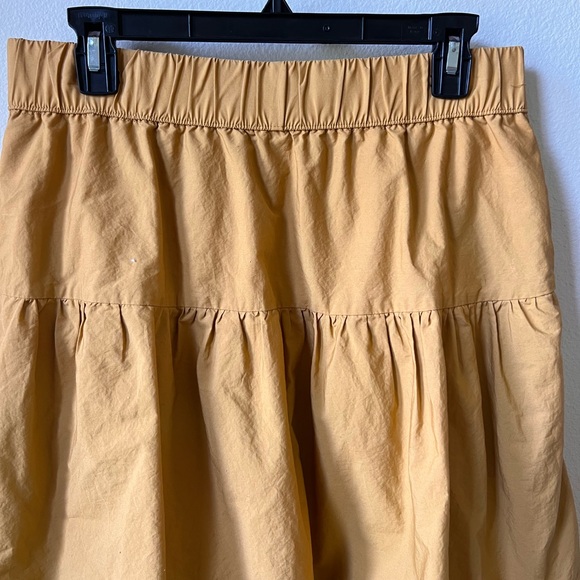 Who What wear tiered skirt mustard size M - Picture 2 of 6